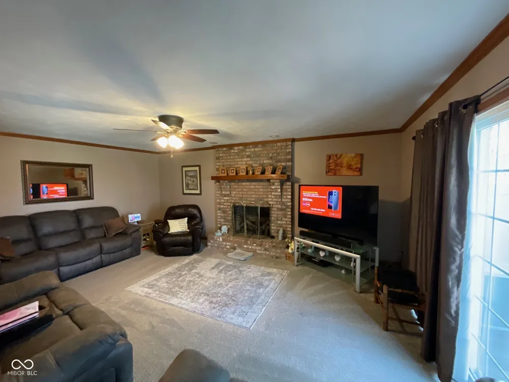 46 S Meadow Lane Rockville, IN 47872