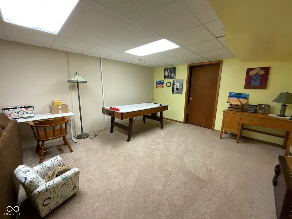 46 S Meadow Lane Rockville, IN 47872