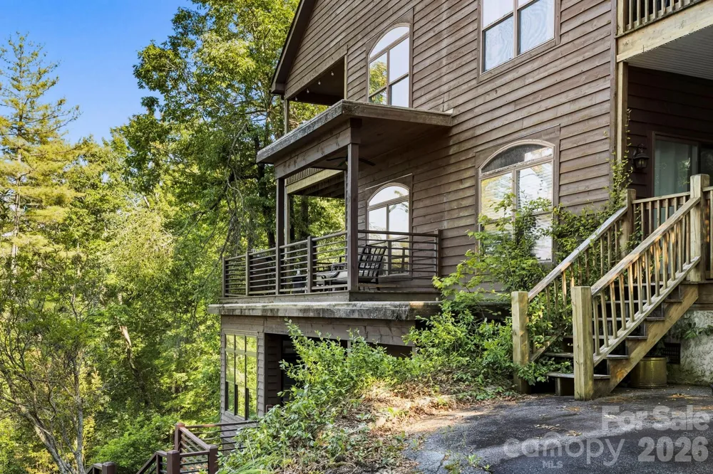 30 Lower Tanglewood Road E #2 Lake Toxaway, NC 28747