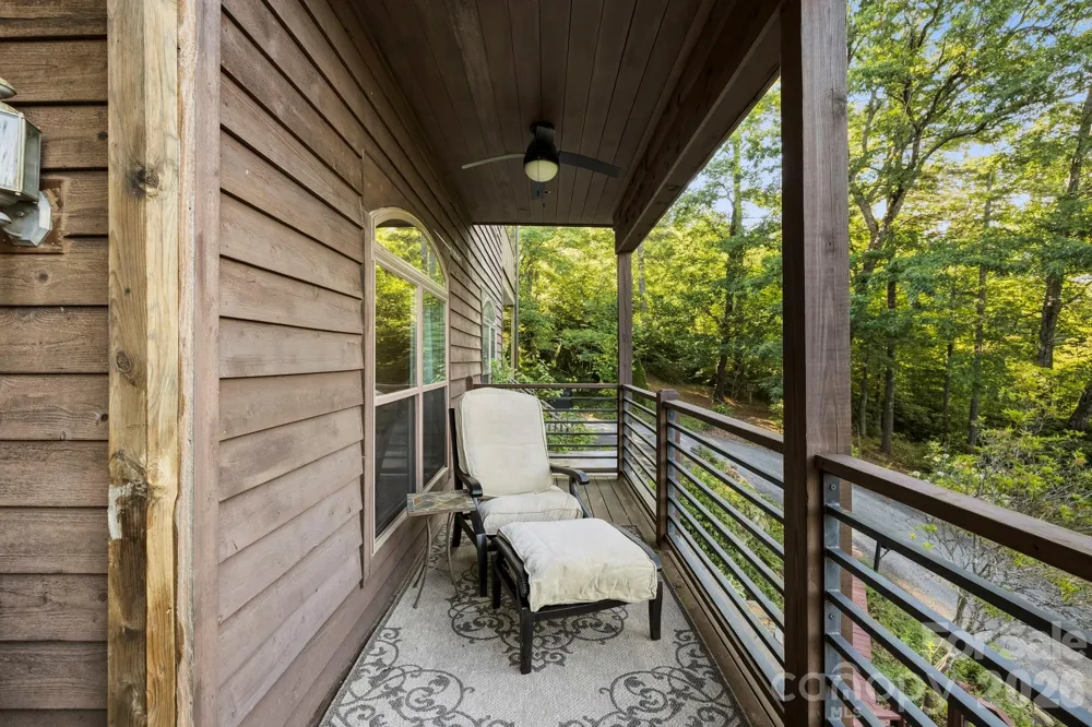 30 Lower Tanglewood Road E #2 Lake Toxaway, NC 28747