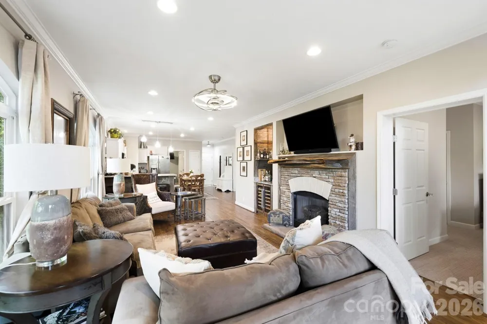 30 Lower Tanglewood Road E #2 Lake Toxaway, NC 28747