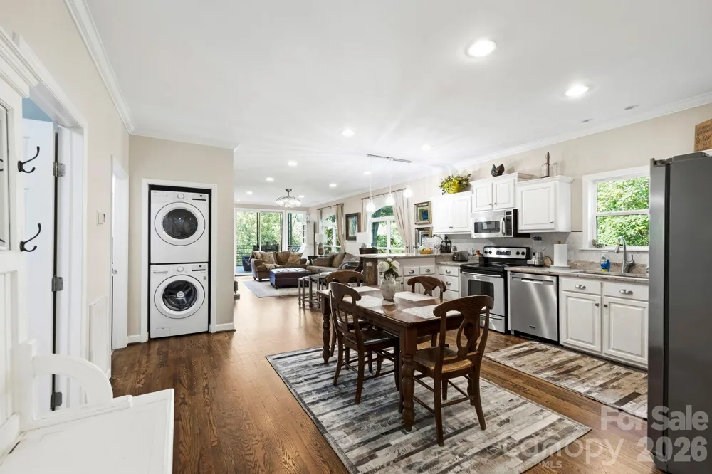 30 Lower Tanglewood Road E #2 Lake Toxaway, NC 28747
