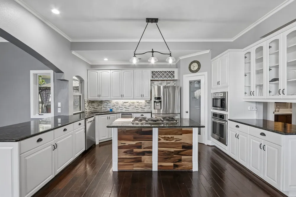 823 Carrie Court Lakewood Village, TX 75068