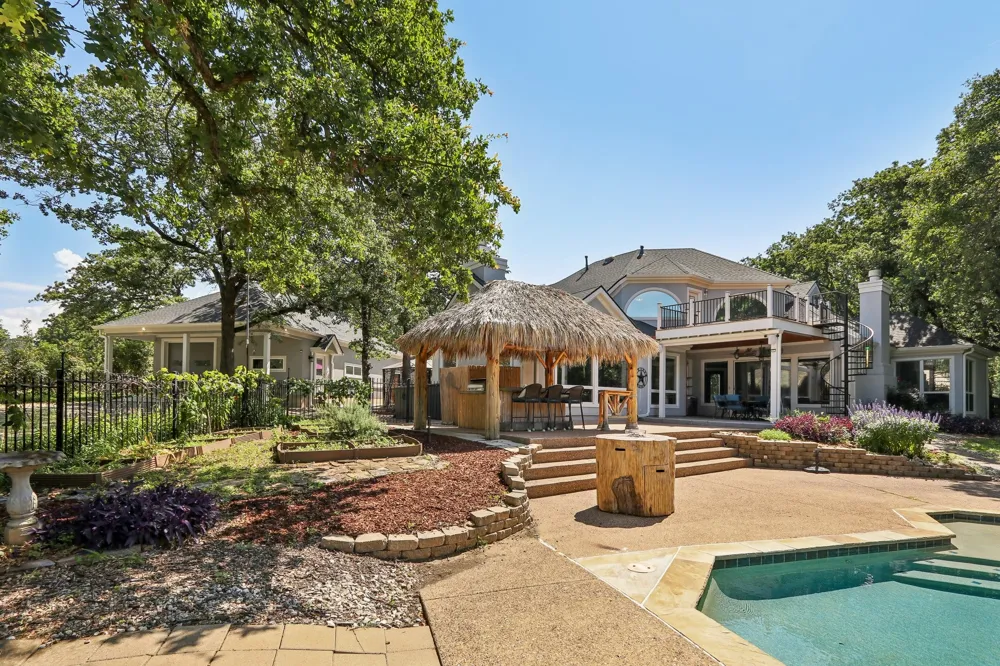 823 Carrie Court Lakewood Village, TX 75068