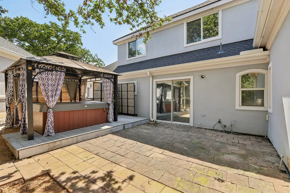 823 Carrie Court Lakewood Village, TX 75068