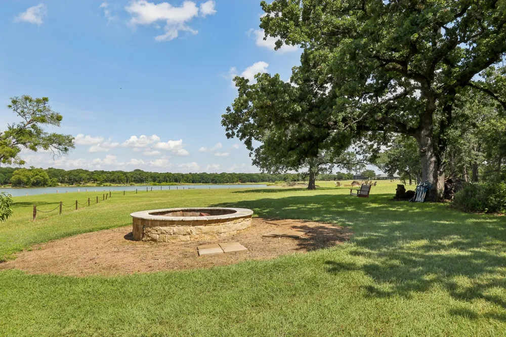 823 Carrie Court Lakewood Village, TX 75068