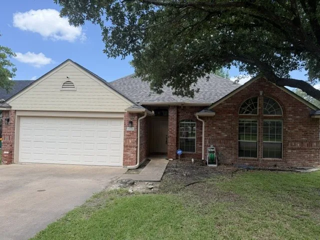 3012 Red Oak Drive Belton, TX 76513