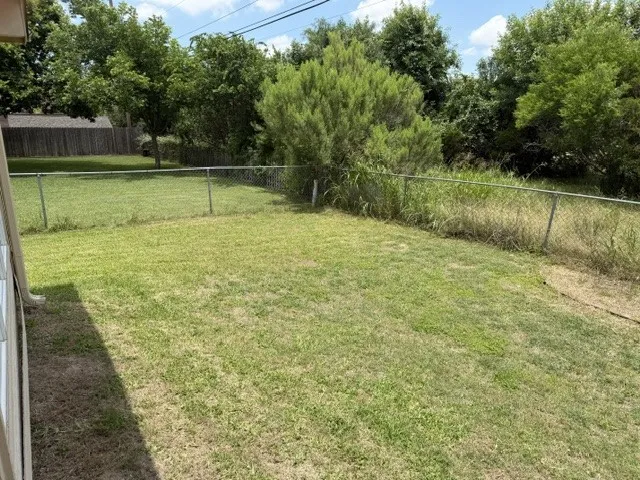 3012 Red Oak Drive Belton, TX 76513