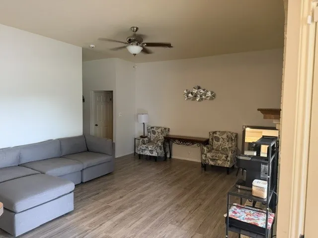 3012 Red Oak Drive Belton, TX 76513