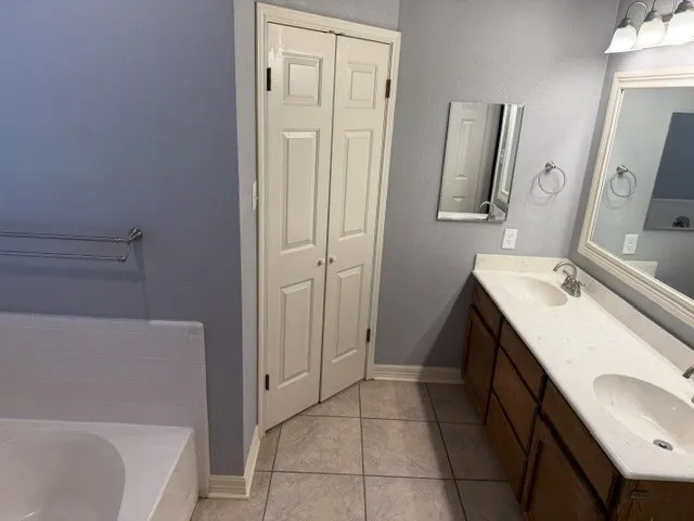 3012 Red Oak Drive Belton, TX 76513