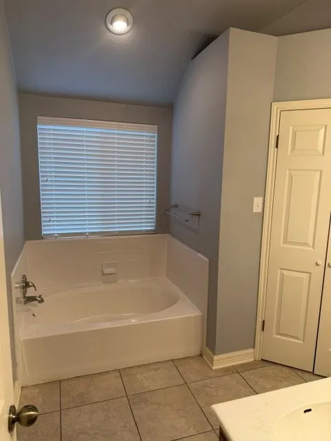 3012 Red Oak Drive Belton, TX 76513