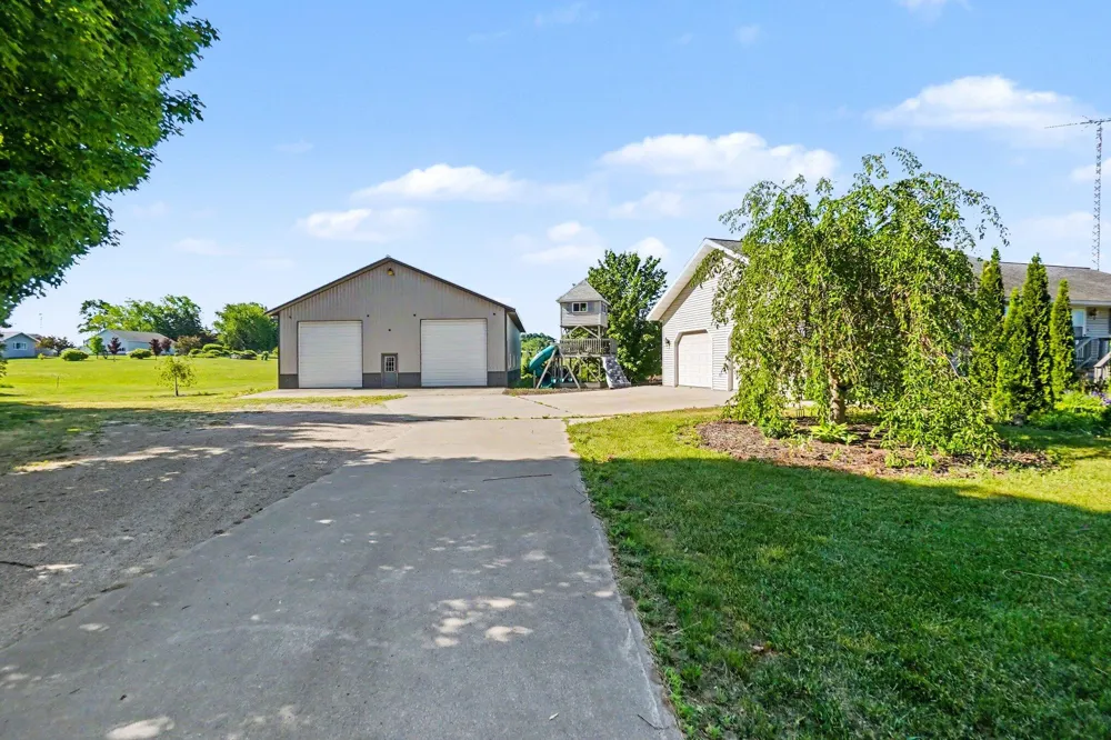 2861 W Polk Road Hart, MI 49420