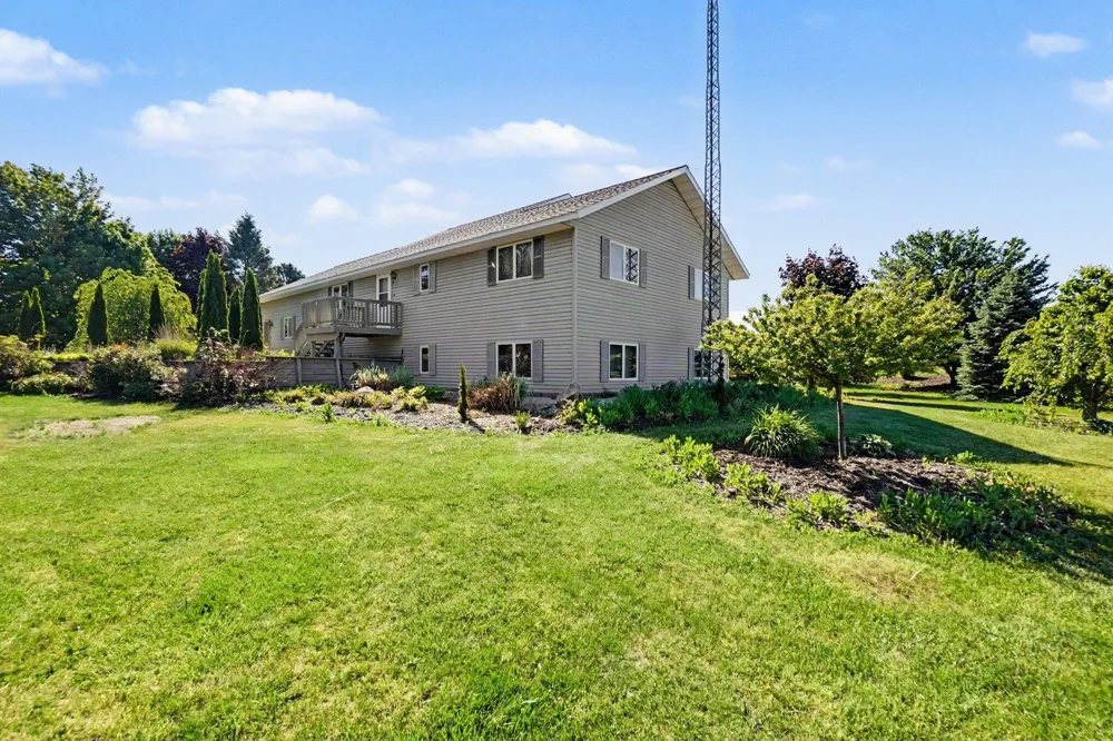 2861 W Polk Road Hart, MI 49420