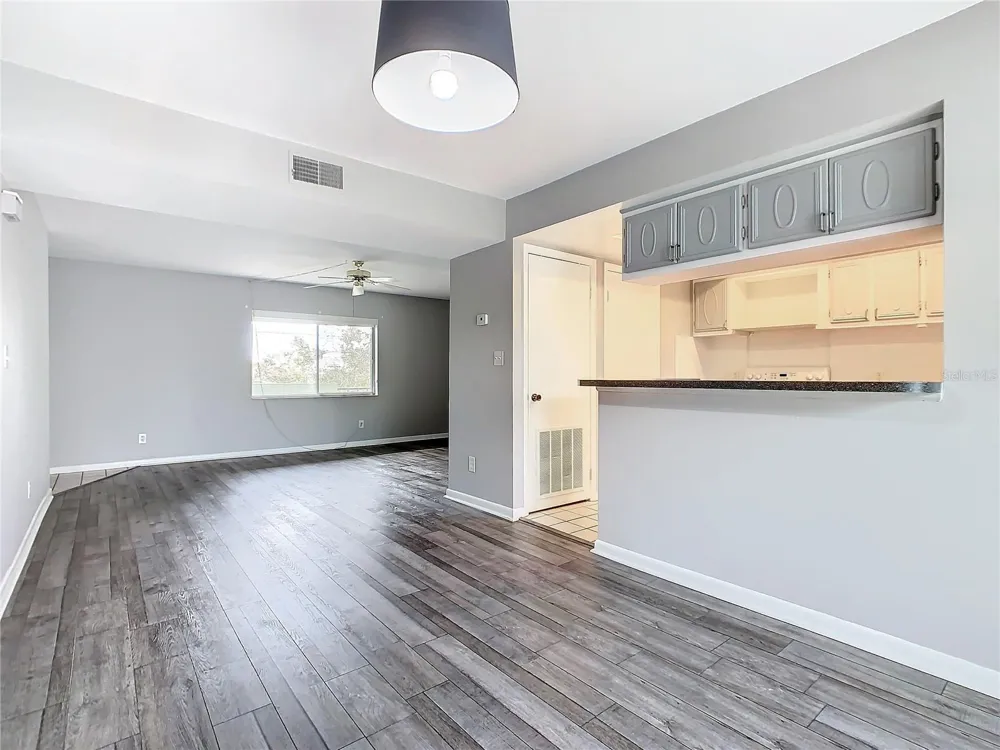 1130 LAKE PARKER AVENUE #A302 Lakeland, FL 33805