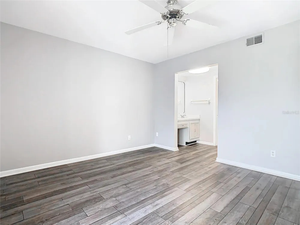 1130 LAKE PARKER AVENUE #A302 Lakeland, FL 33805