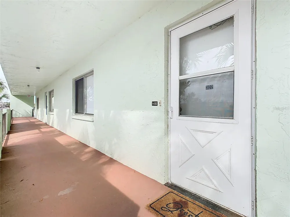 1130 LAKE PARKER AVENUE #A302 Lakeland, FL 33805