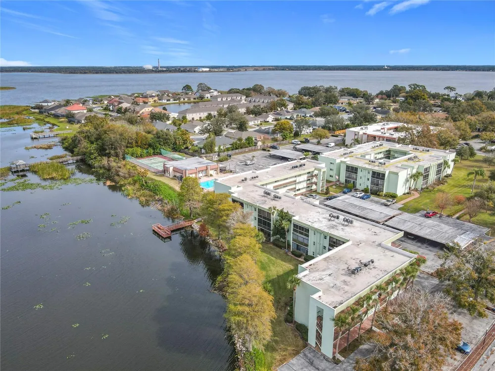 1130 LAKE PARKER AVENUE #A302 Lakeland, FL 33805