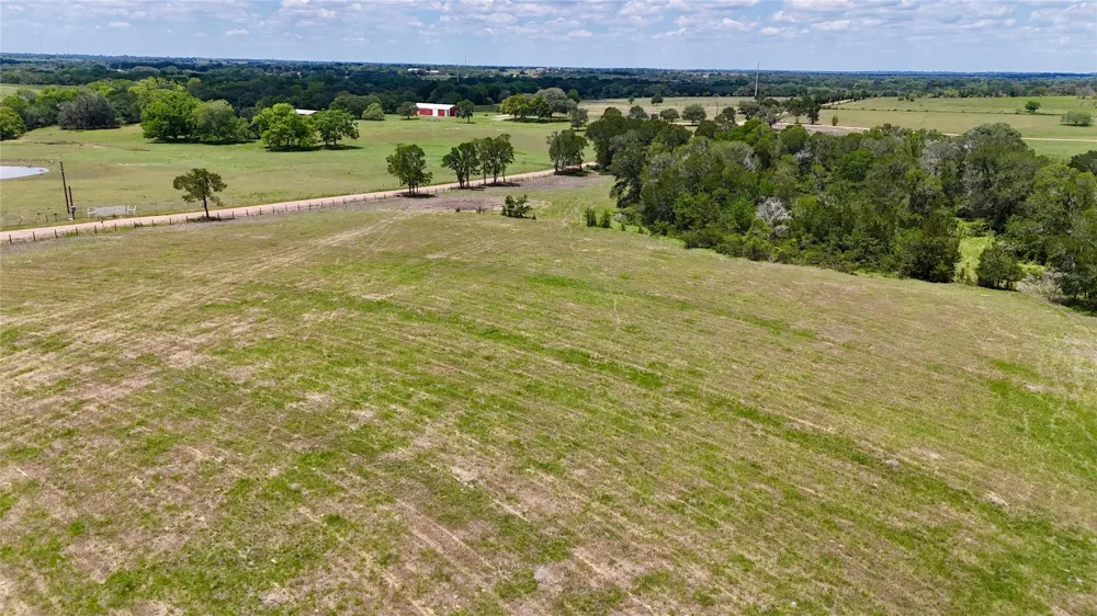 2340 Langdon Road Weimar, TX 78962