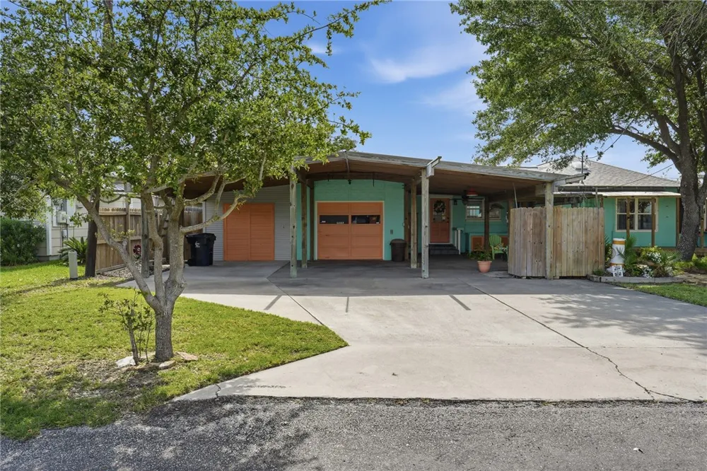 113 Palmetto Avenue Fulton, TX 78358