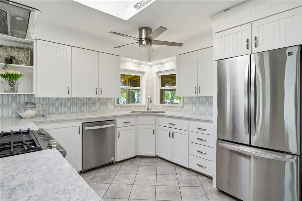 113 Palmetto Avenue Fulton, TX 78358