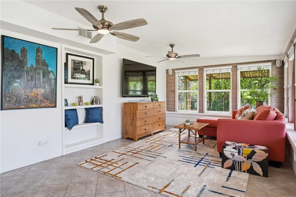 113 Palmetto Avenue Fulton, TX 78358