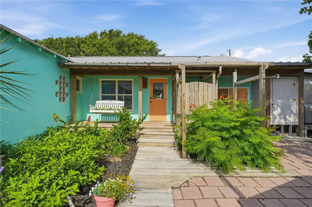 113 Palmetto Avenue Fulton, TX 78358