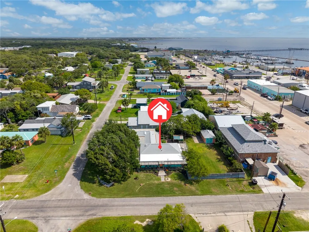 113 Palmetto Avenue Fulton, TX 78358