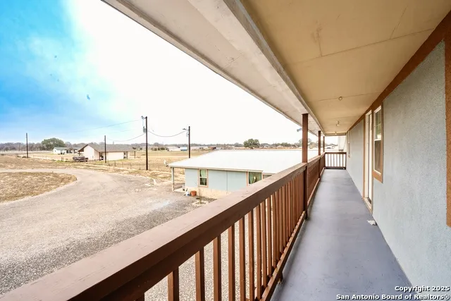 472 County Road 6723 Natalia, TX 78059