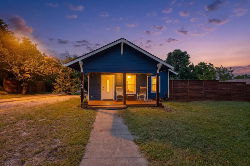 304 E County Line Road Royse City, TX 75189