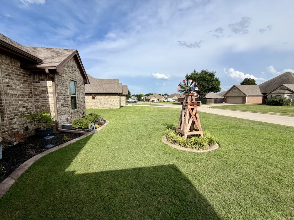 2105 Stonegate Boulevard Bridgeport, TX 76426