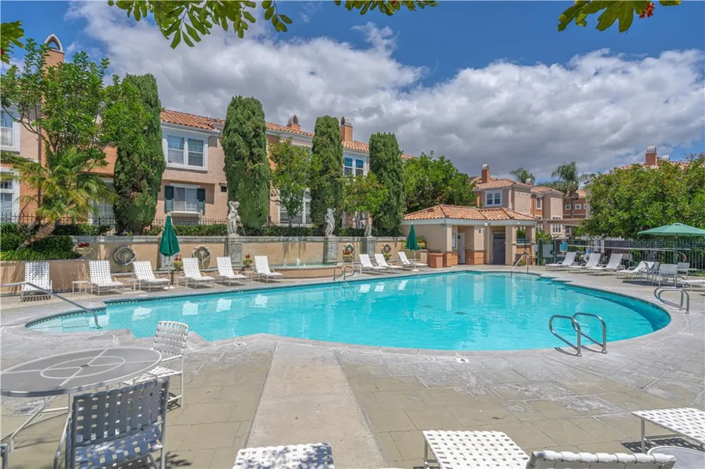 7 Medici Aisle Irvine, CA 92606