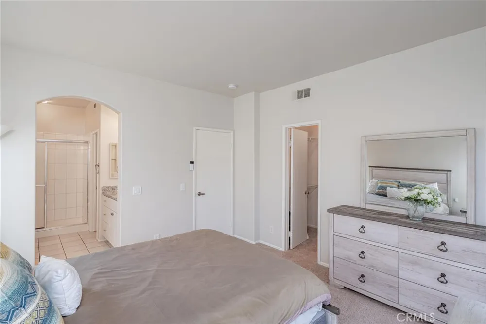 7 Medici Aisle Irvine, CA 92606
