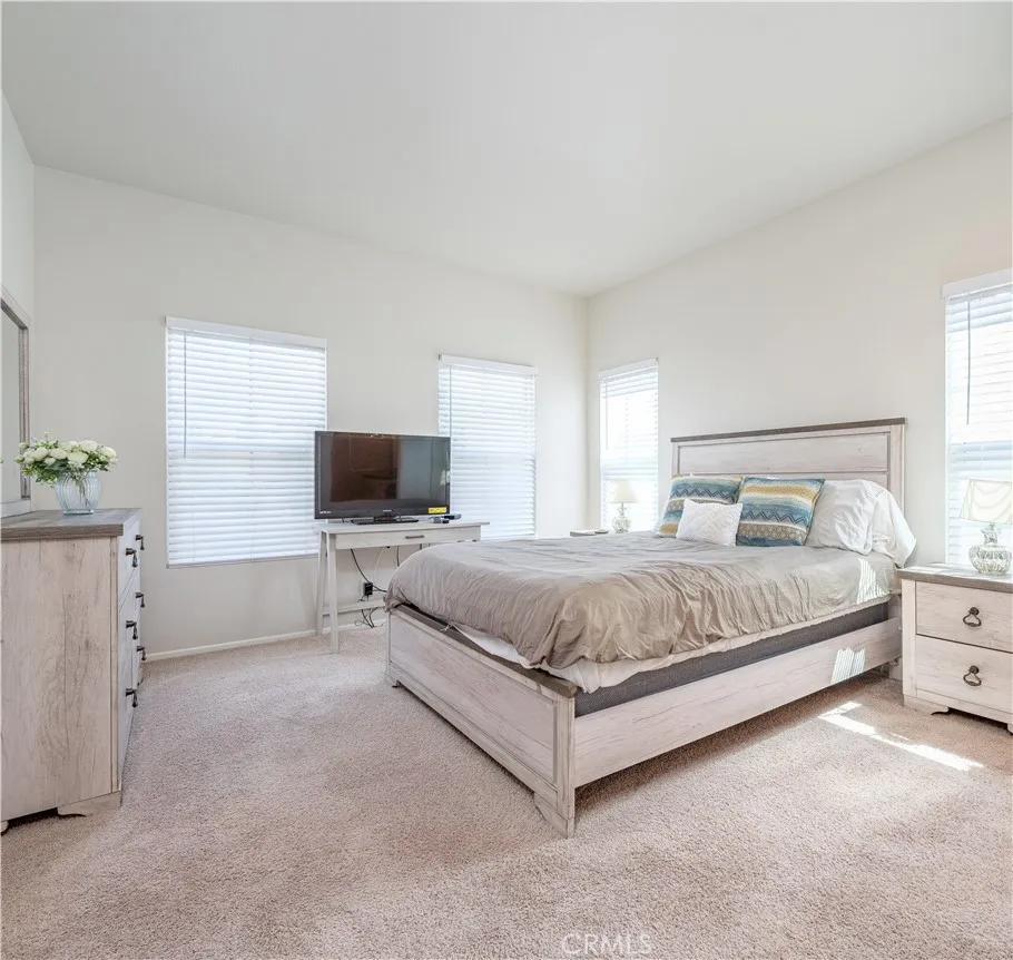 7 Medici Aisle Irvine, CA 92606