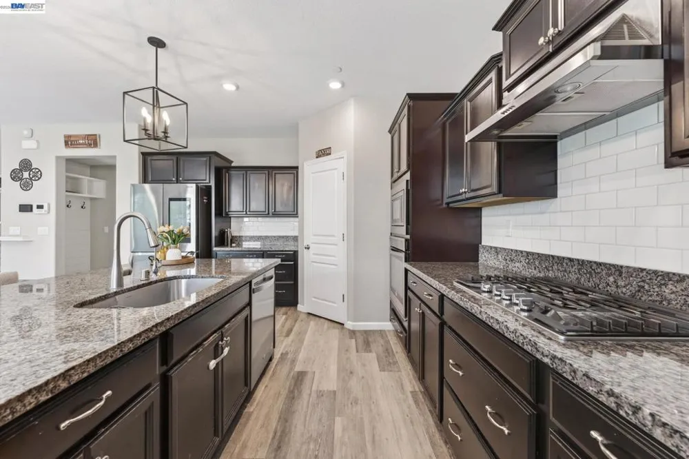 455 Leonardo Way Mountain House, CA 95391