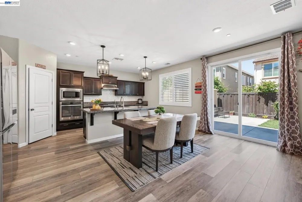 455 Leonardo Way Mountain House, CA 95391
