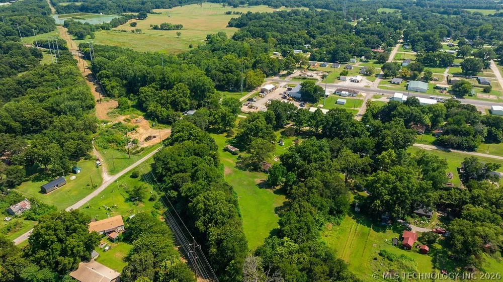 220 Collins Stonewall, OK 74871