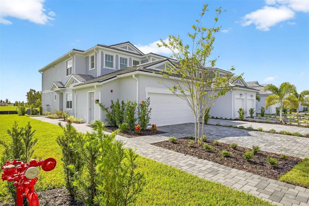 17420 MOONFLOWER DRIVE #201 Venice, FL 34293