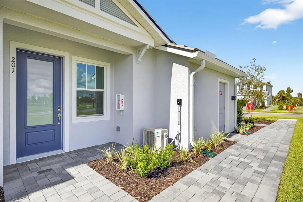 17420 MOONFLOWER DRIVE #201 Venice, FL 34293