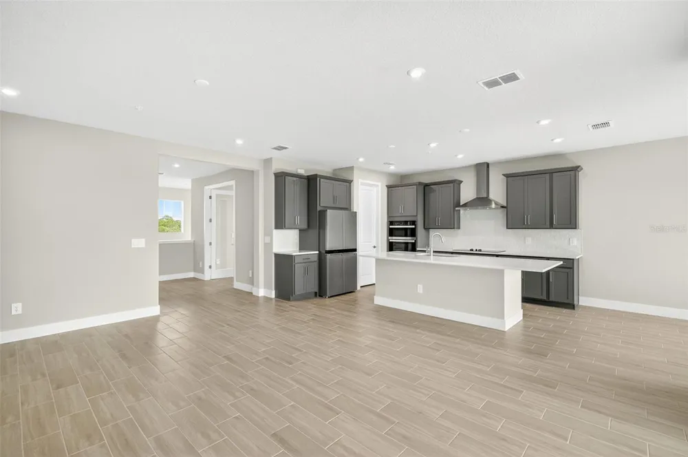 17420 MOONFLOWER DRIVE #201 Venice, FL 34293