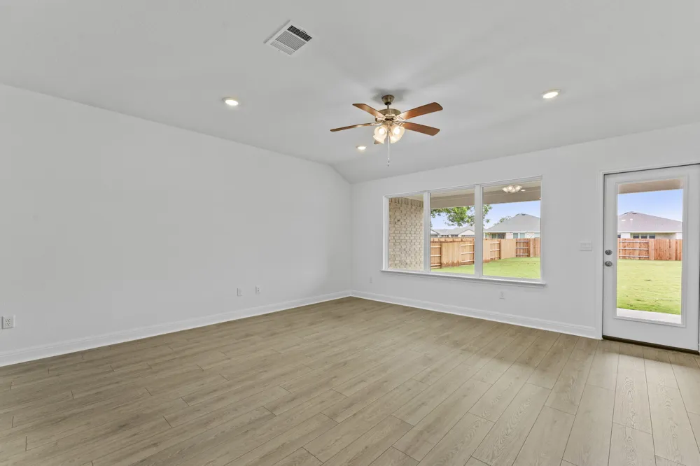 252 Rivers Edge Drive Georgetown, TX 78628