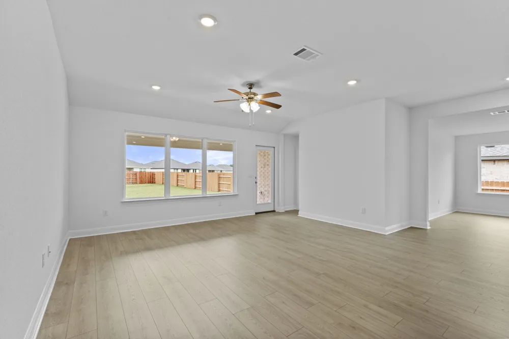 252 Rivers Edge Drive Georgetown, TX 78628