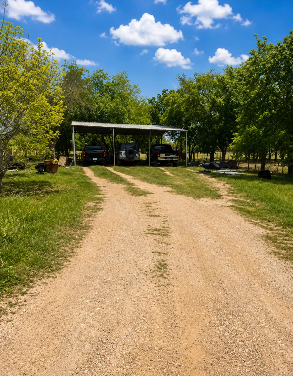 3951 Fm 970 Florence, TX 76527