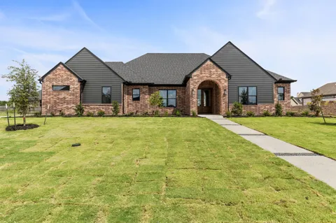 132 Paddle Boat Court