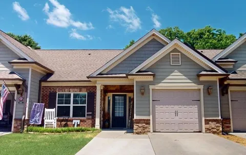 5438 Mandarin Circle