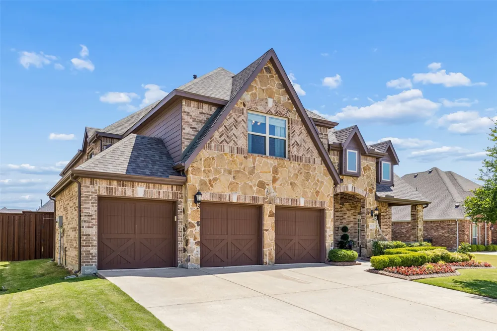 260 St. Mark Lane Prosper, TX 75078