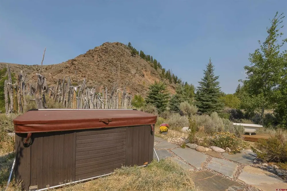 321 Rainbow Drive Almont, CO 81210