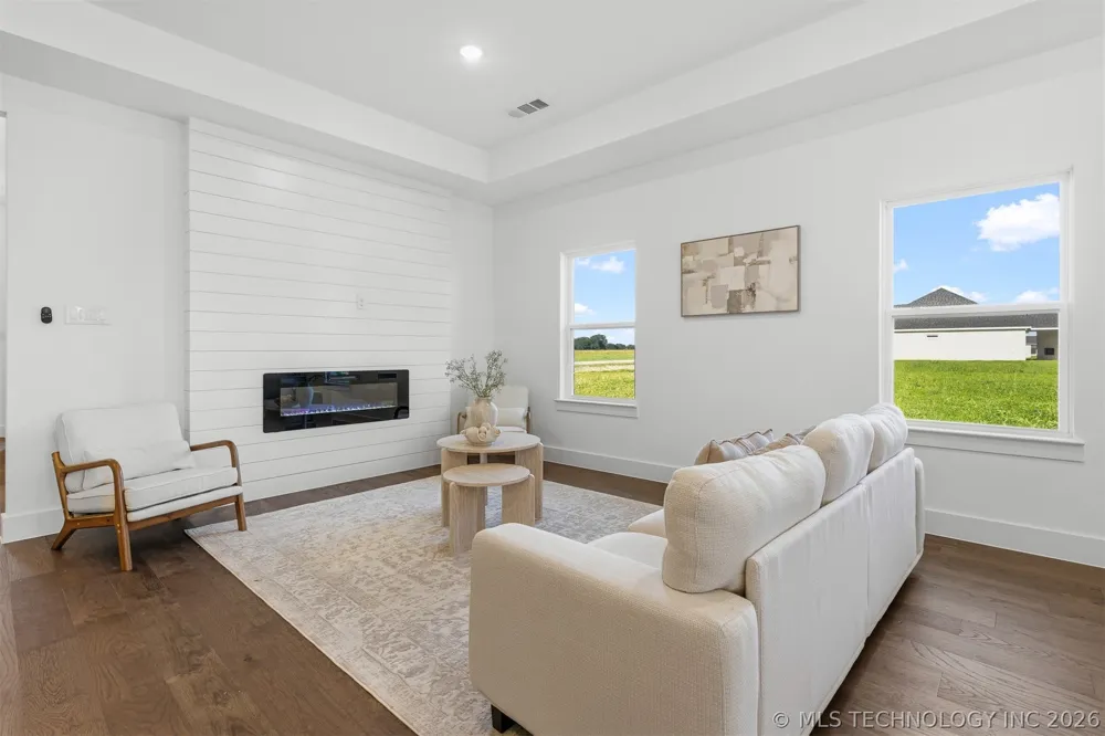 12927 Post Oak Circle Marietta, OK 73448