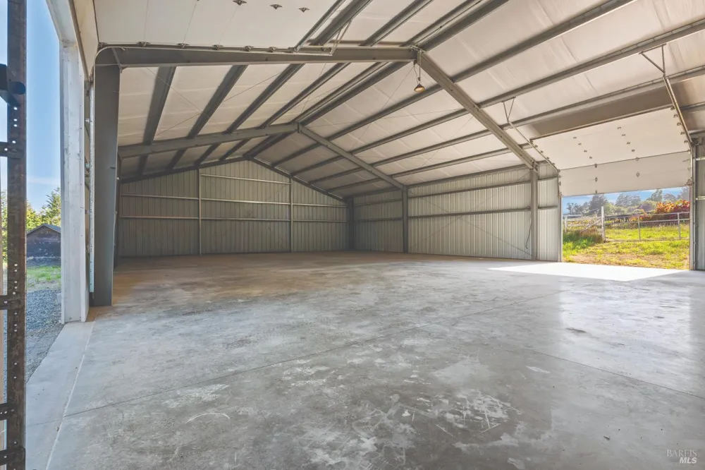 6370 Bloomfield Road Petaluma, CA 94952