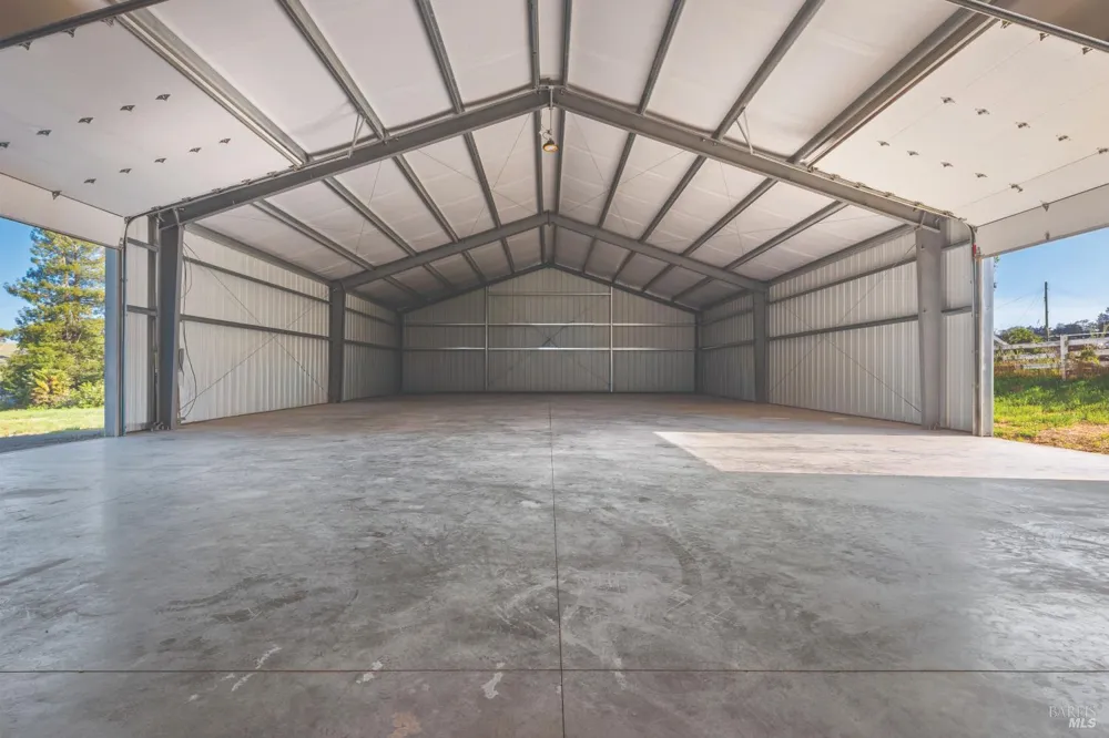 6370 Bloomfield Road Petaluma, CA 94952