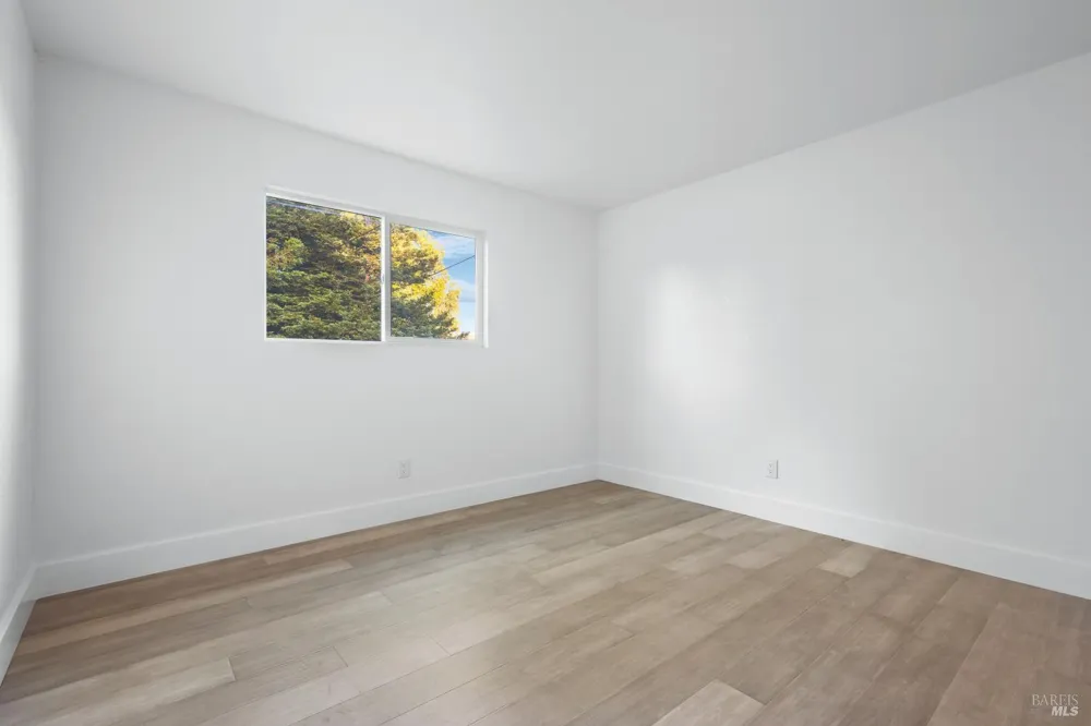 6370 Bloomfield Road Petaluma, CA 94952